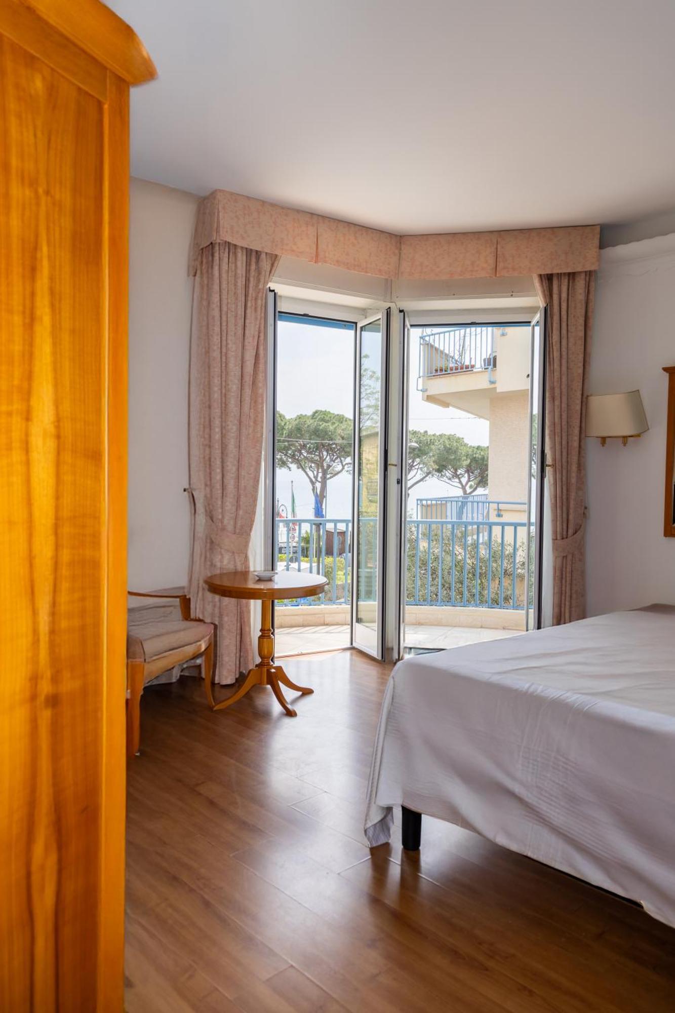 Hotel Majestic By Lvg Hotel Collection Alassio Exterior foto